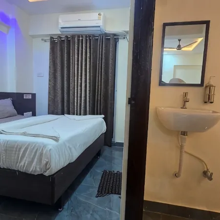 Hotel Shree Siddhivinayak