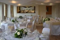 Holiday Inn ASHFORD - NORTH A20 by IHG - parking