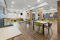 Microtel Inn & Suites by Wyndham Stillwater - 조식 운영