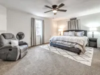 Lakefront Home-Boat Slip, Sandy Beach, Sleeps 12- July Dates Open - 홈스테이