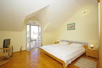 Apartments Villa Rose - Homestays