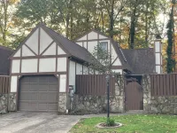 Charming 3-bedroom home near Penn State & Beaver Stadium in State College, PA - 4-Sterne
