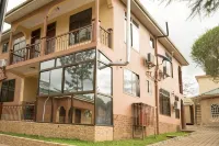 PG's Home Arusha - Varme kilder