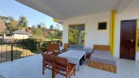 The Hostel Stories, Bir - Landing Site