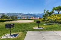 Lake Chelan Shores: Sandy Beach Delight # 1-5; Chelan, WA. Beautiful 2-bdr condo
