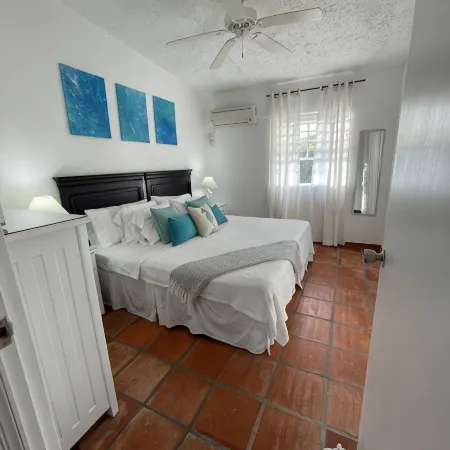 Beautiful 1 Bed Apartment on West Coast - Close to Beach
