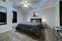 Rock and Roll Residence - Short Drive to Music City at 1/3 the Price!