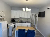 Cozy & Private in-Law Suite 10 Minutes from LakePoint - Condos
