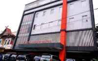 Parma Indah Hotel - 3-Star