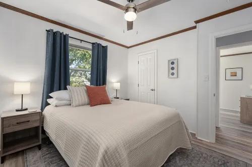 Oceanside, Fun Location, Walk to Beach