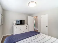 Completely updated home! -Close to hospitals, UD, Wright Patt Air Force Base. Hotels in Kettering