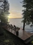 Modern Lake House on White Lake - Homestays