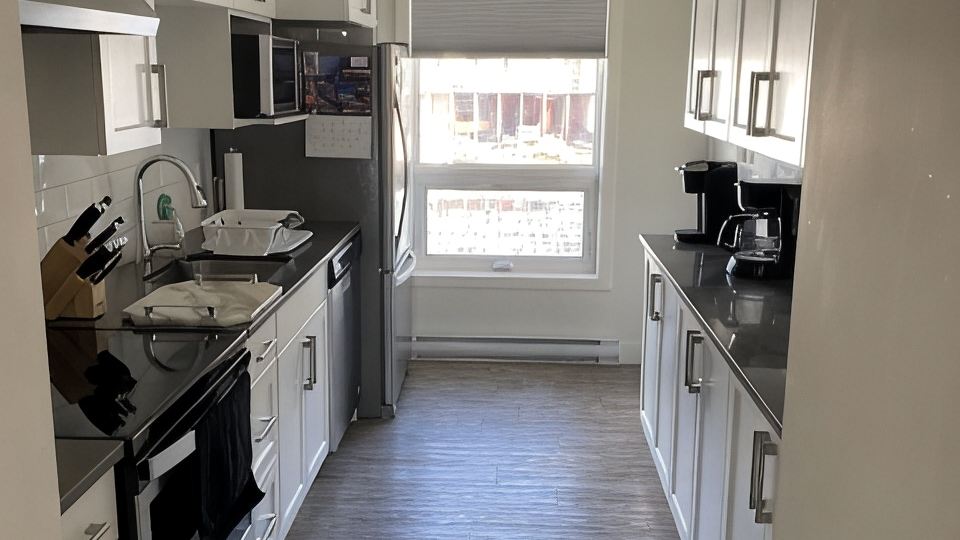 Cozy Condo minutes from RMR & Soon Cabot Pacific Golf