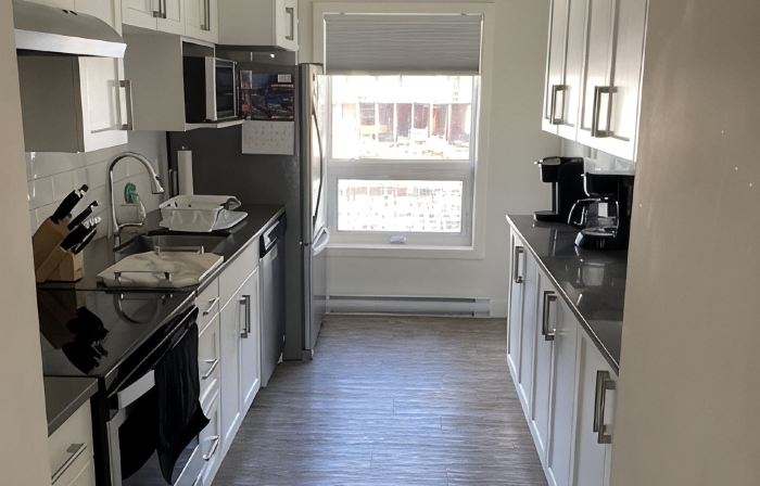 Cozy Condo minutes from RMR & Soon Cabot Pacific Golf