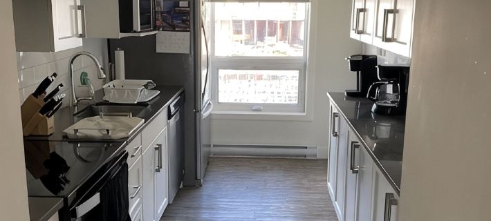 Cozy Condo minutes from RMR & Soon Cabot Pacific Golf Hotels in Revelstoke