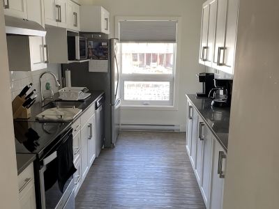 Cozy Condo minutes from RMR & Soon Cabot Pacific Golf
