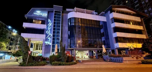 Queen's Hotel - Zebra Centre - Gym