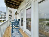 The Vida Sol! Steps to the Ocean. Sound views, Sunsets, Pier + Kayak launch - 4-Star