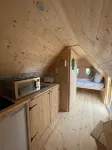 Cabane, Hébergement Insolite, Tout Confort Jusqu'à 3 Personnes - Chalets