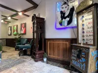 Incredible Downtown Apartment W/ Views & Desk @ the Virginia Grand -Downtown IF - アパートメント