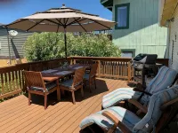 4th House from Twin Lakes Beach and an Easy Walk to the Boardwalk - Homestays