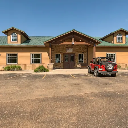 Large Family Alert!-Sleeps 12 • Lake Views • Pools & Splash Pads • Next to Sdc