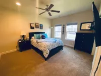 C17 Home by pool & Gorge shuttle - 4-Star