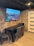 Private 1BR Apt, Two blocks from all arenas. Event parking included - Condos