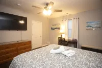 Spacious 3Br/2BA Home-Fast WiFi, Smart TVs,Free Netflix,Furnished Patio- Pets OK - Wifi