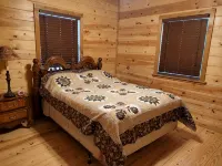 Deer Run Cabin, Utopia TX - 샬레 호텔