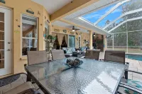 Paradise found! Private heated pool spa . 3700 sq ft of luxury on 2+ acres! - Uima-altaat