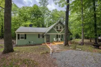 Charming 2-bedroom cottage in lovely Madison with WiFi, AC - 3 tähden