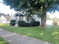 Charming 2 bedroom one bath home close to Highland Park! - 3-Sterne