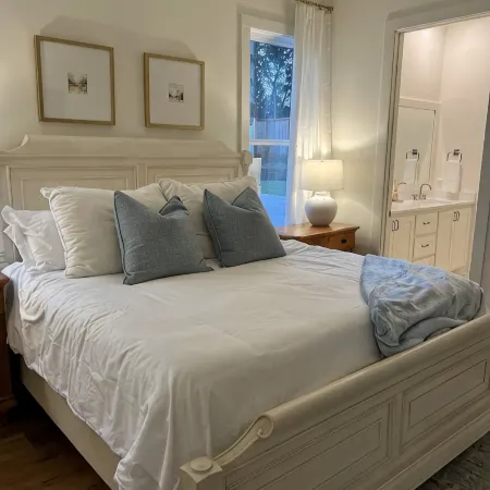 NEW GAMEDAY Home 3-BR/3BA Close to Campus!