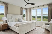 NEW Luxury Cottage with Mountain Views - 4-Star