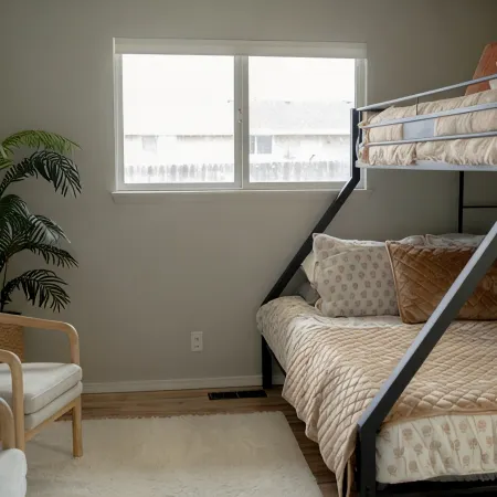 Spacious 2 Bedroom in Kennewick