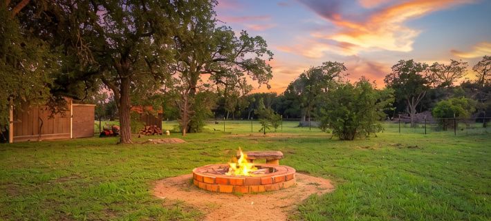 Modern Farmhouse - Hill Country Getaway - Texas Wine Country Hotele w: Kendall County