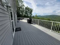 Luxury Hillside House with a Picturesque Mountain View - Wifi