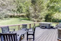 Cozy Cabin-WiFi, Game Room, Mountain Views, Hot Tub Fully Stocked, Pet Friendly! - Feriehus