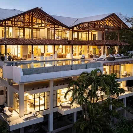 6Br Ocean View Luxury Villa Near Manuel Antonio Beaches, Huge Pool, Game Room