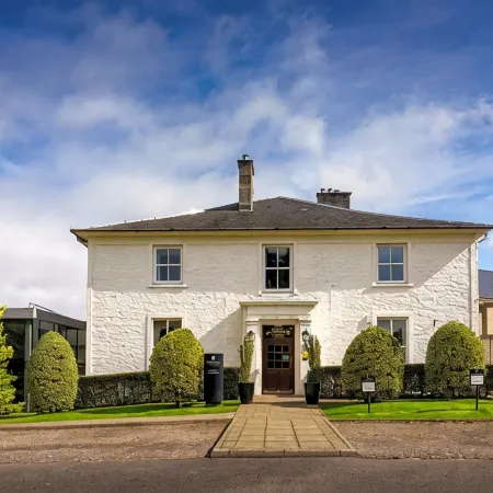 Macdonald Crutherland House