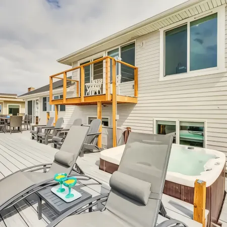 Oceanfront Escape w/ Hot Tub