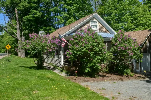 Historic Schoolhouse Minutes From Jay Peak - 3 stjerner