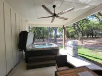 4-Bedroom Vacation Home Just 5 Minutes from Lake Texoma - 5-Star