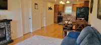 5 Minutes to Downtown Nauvoo - Great Spot for Young Families - Some Stairs - Wifi