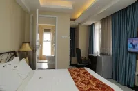 The Grand Plaza Hotel - 2-Star