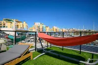 The Homeboat Company Albufeira - Pet-friendly