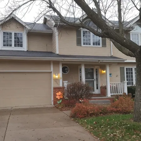 Fully furnished 5 bedroom home in a nice neighborhood
