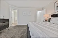 Stunning Private Home with Hot Tub - 2-Star