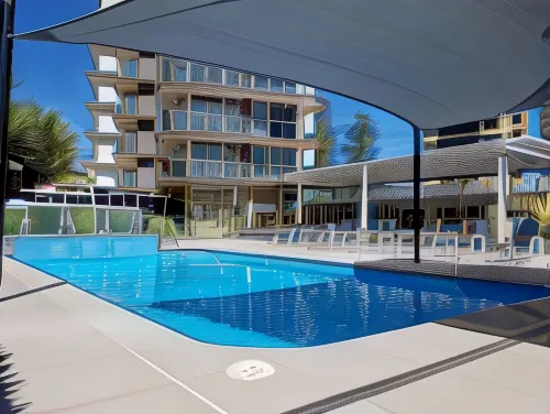 Sunbird Beach Resort Main Beach - Ocean View